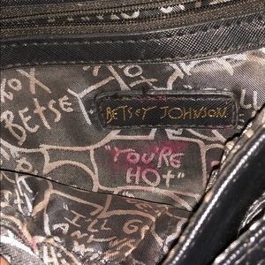 Betsey Johnson Bags - Betsy Johnson cross body bag Betsey Johnson Bags - Betsy Johnson cross body bag